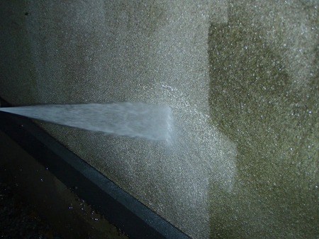 06　外壁吹き付けリシン面高圧洗浄