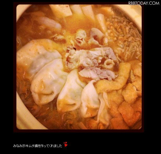 高橋みなみが篠田麻里子のブログに登場、元気な姿見せる　「みなみがキムチ鍋を作ってくれました」