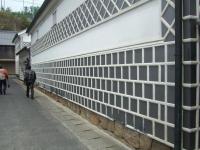 ナマコ壁