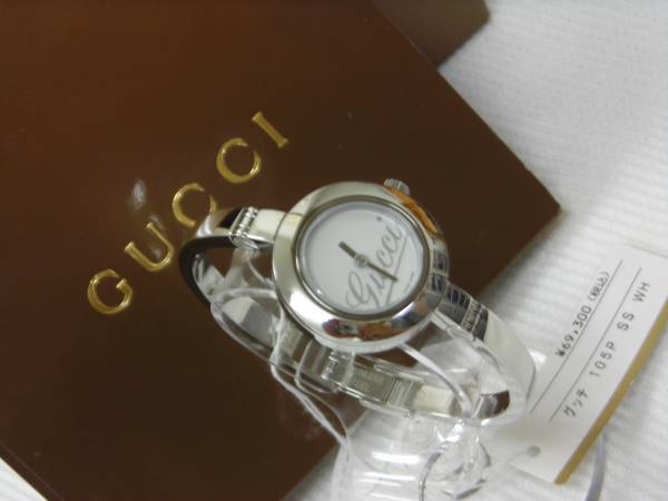 Gucci - 372超美品 グッチ バングルウォッチ 1400L シルバー
