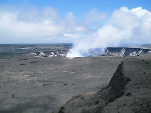 キラウェア火山噴火口
