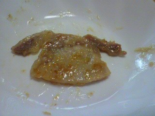 ワンコの形をした豚肉の生姜焼き
